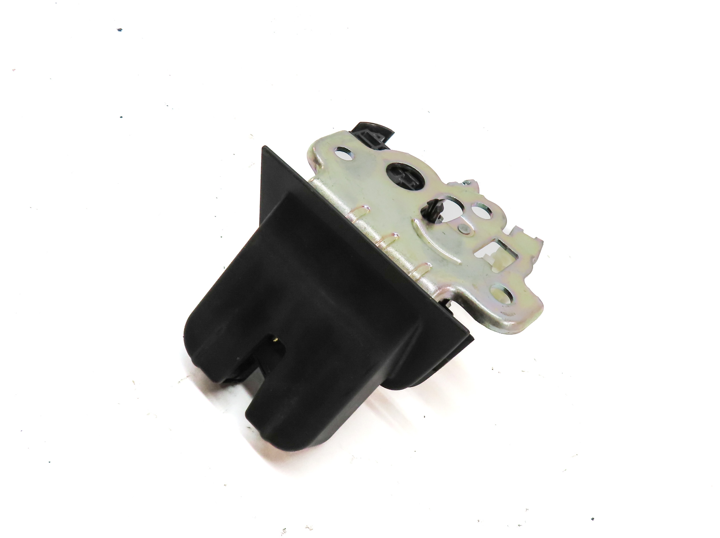 2014 AUDI Q7 (4L) REAR HATCH TAILGATE TRUNK LOCK LATCH ACTUATOR — exact item pictured